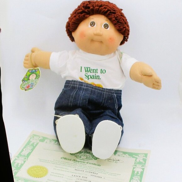 Cabbage Patch Kids 1985 Boy Doll "I Went To Spain" Outfit & Adoption Certificate - Picture 1 of 6